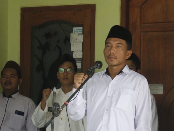 Mencari Santri yang Hebat di Zaman Sekarang Mencari Santri yang Hebat di Zaman Sekarang